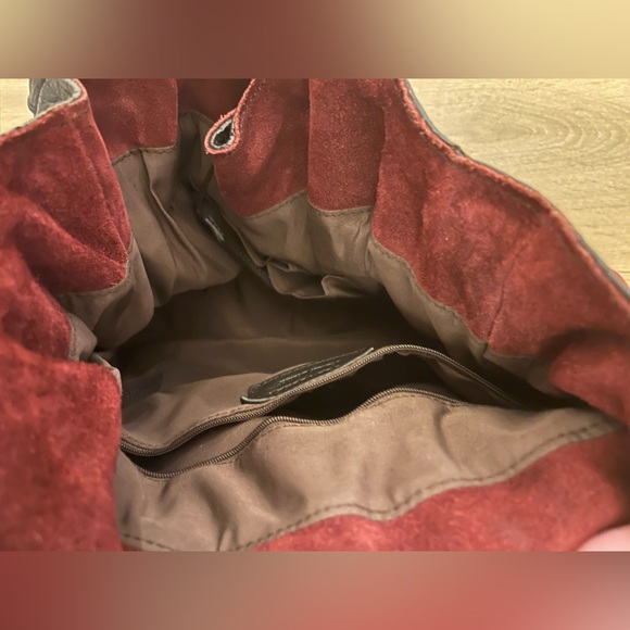 Burgundy Danier Leather Bag - Picture 2 of 2